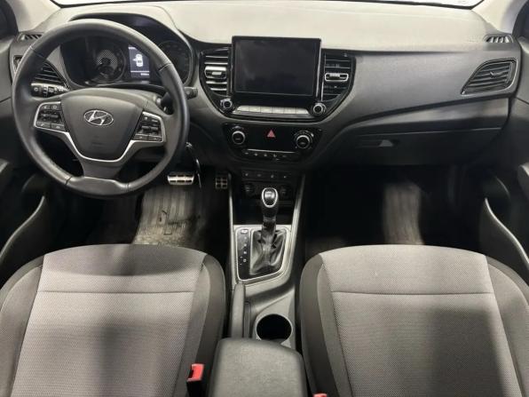 Hyundai Solaris II Рестайлинг с пробегом 2020 года, цена 1 699 000 рублей, 54500 км, седан, Автокод Объявления