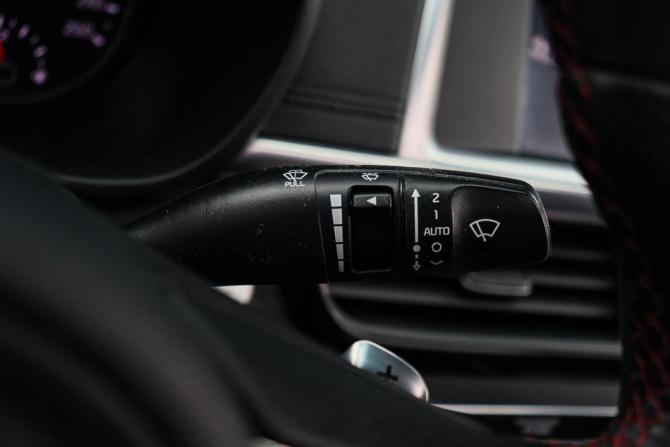 Kia Optima IV Рестайлинг с пробегом 2018 года, цена 2 350 000 рублей, 52080 км, седан, Автокод Объявления