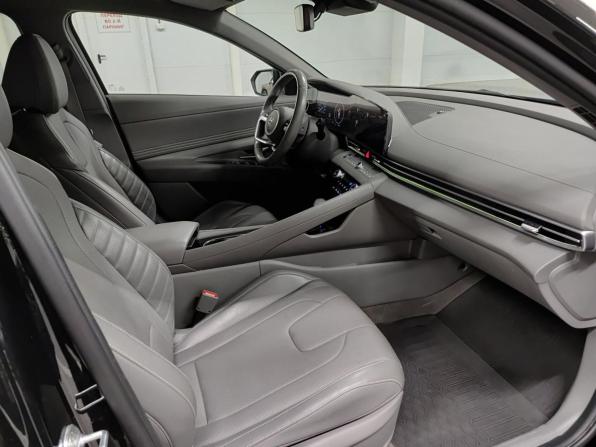 Hyundai Elantra VII (CN7) с пробегом 2021 года, цена 2 050 000 рублей, 46750 км, седан, Автокод Объявления