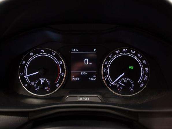Skoda Rapid II с пробегом 2021 года, цена 1 895 000 рублей, 59908 км, лифтбек, Автокод Объявления