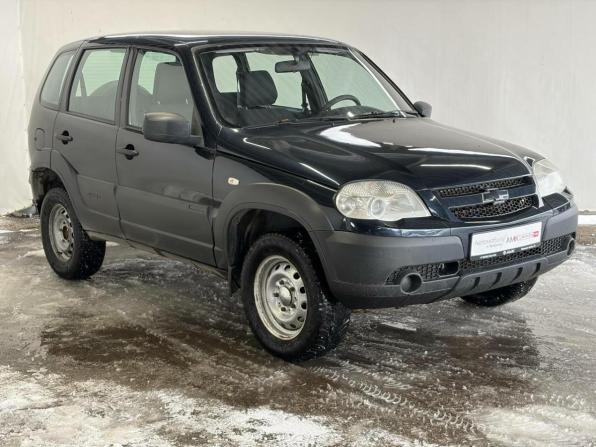 Chevrolet Niva I Рестайлинг с пробегом 2018 года, цена 456 920 рублей, 240000 км, внедорожник, Автокод Объявления
