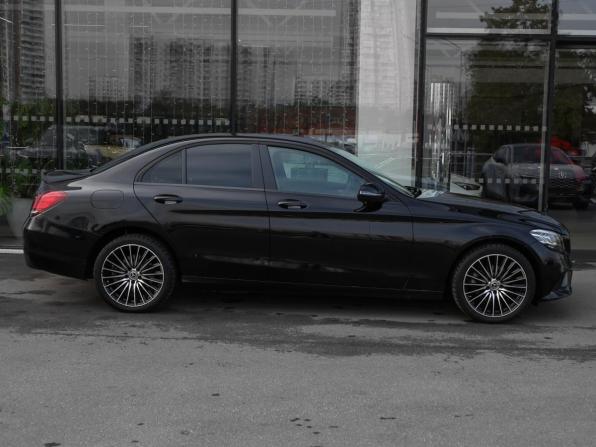 Mercedes-Benz C-Класс IV (W205) Рестайлинг с пробегом 2018 года, цена 2 398 000 рублей, 120000 км, седан, Автокод Объявления