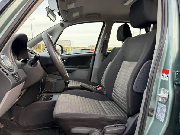 Suzuki SX4 I (Classic) Рестайлинг с пробегом 2013 года, цена 650 000 рублей, 212000 км, хэтчбек, Автокод Объявления
