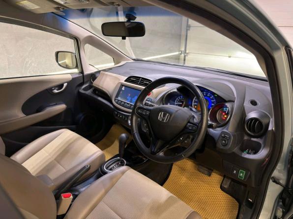 Honda Fit Shuttle I с пробегом 2011 года, цена 873 000 рублей, 72517 км, универсал, Автокод Объявления