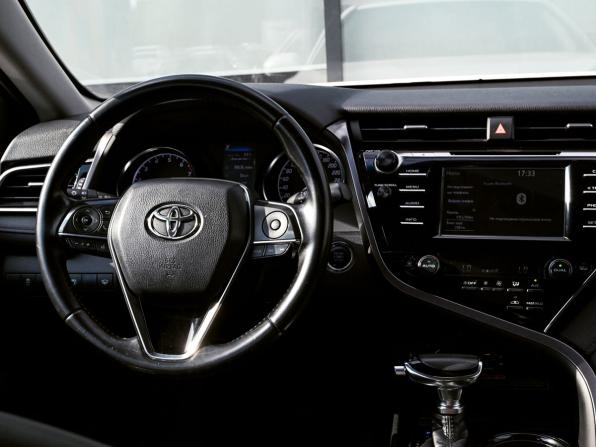 Toyota Camry VIII (XV70) с пробегом 2018 года, цена 2 520 000 рублей, 167580 км, седан, Автокод Объявления