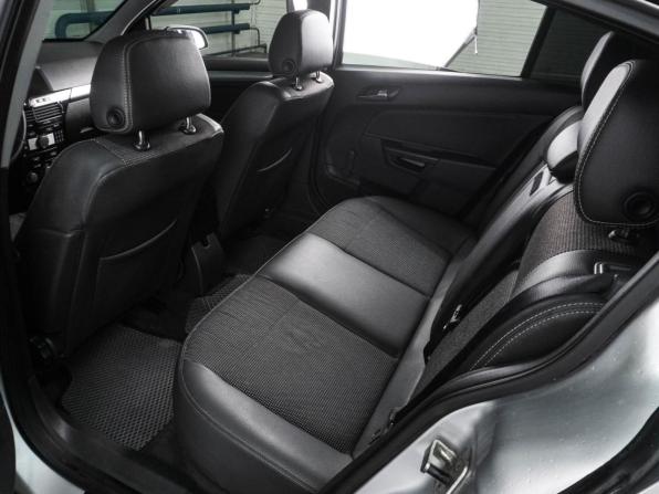 Opel Astra H Рестайлинг с пробегом 2008 года, цена 549 000 рублей, 222281 км, седан, Автокод Объявления