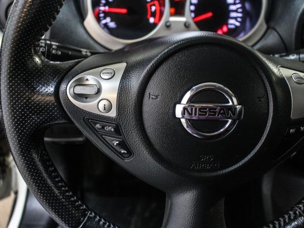 Nissan Juke I Рестайлинг с пробегом 2015 года, цена 997 000 рублей, 204647 км, внедорожник, Автокод Объявления