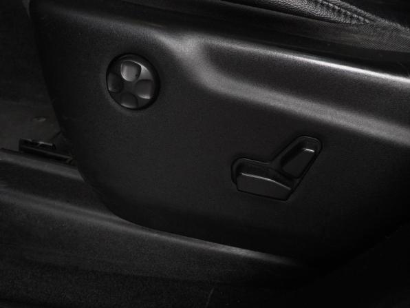 Jeep Grand Cherokee IV (WK2) с пробегом 2012 года, цена 1 819 000 рублей, 220609 км, внедорожник, Автокод Объявления