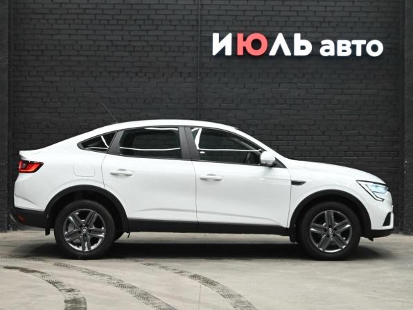 Renault Arkana I с пробегом 2015 года, цена 1 500 000 рублей, 56957 км, внедорожник, Автокод Объявления