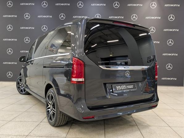 Mercedes-Benz V-Класс III (W447) Рестайлинг с пробегом 2022 года, цена 7 838 400 рублей, 92109 км, минивэн, Автокод Объявления