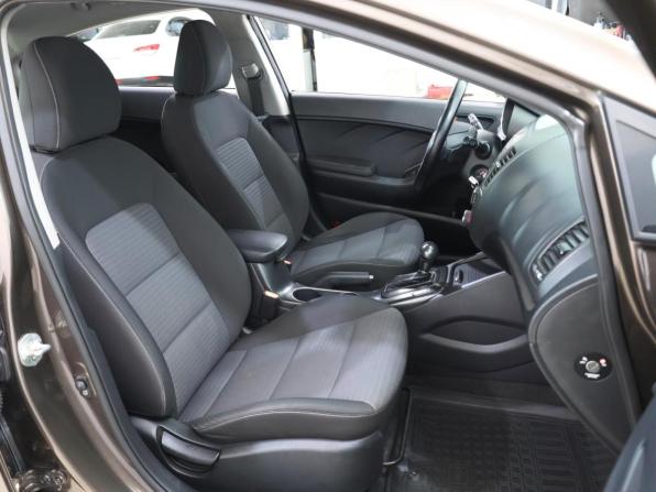 Kia Cerato III с пробегом 2015 года, цена 1 320 000 рублей, 128220 км, седан, Автокод Объявления