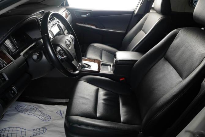 Toyota Camry VII (XV50) Рестайлинг 2 с пробегом 2017 года, цена 2 419 000 рублей, 156000 км, седан, Автокод Объявления