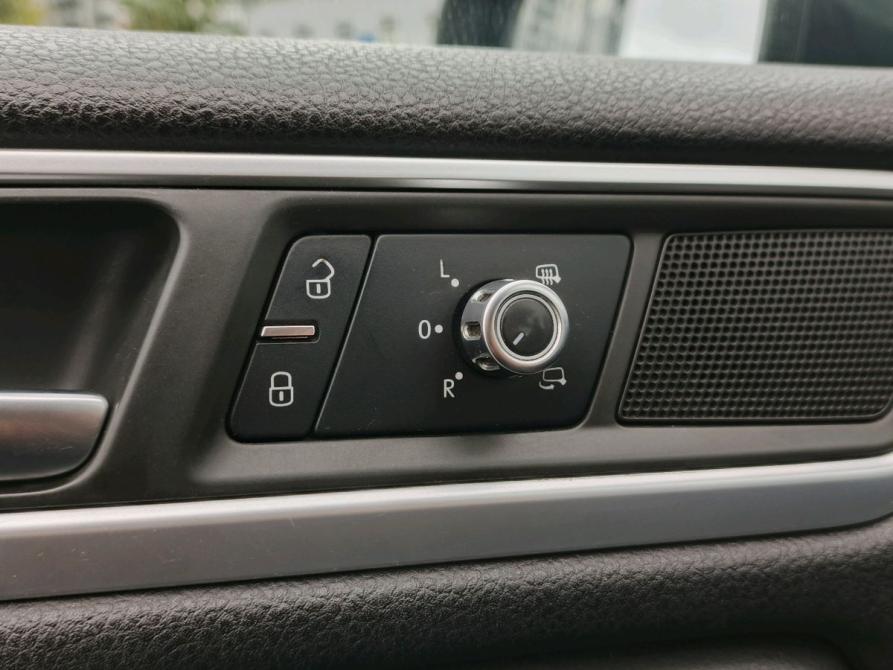 Volkswagen Touareg II Санкт-Петербург  - изображение 25