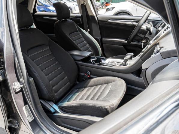 Ford Mondeo V с пробегом 2017 года, цена 1 730 000 рублей, 187825 км, седан, Автокод Объявления