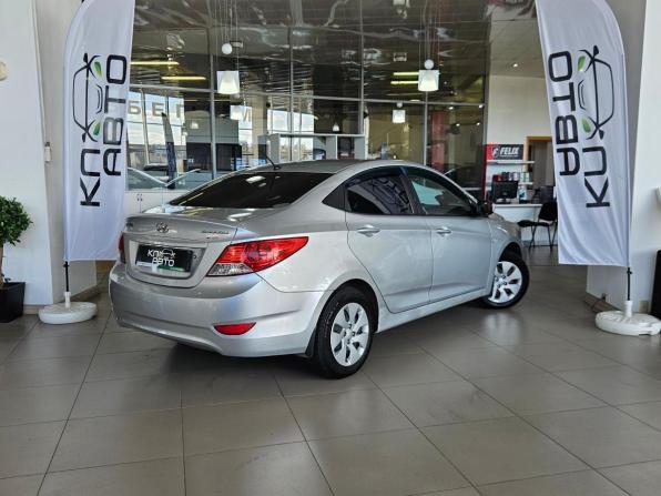 Hyundai Solaris I с пробегом 2012 года, цена 689 000 рублей, 255000 км, седан, Автокод Объявления