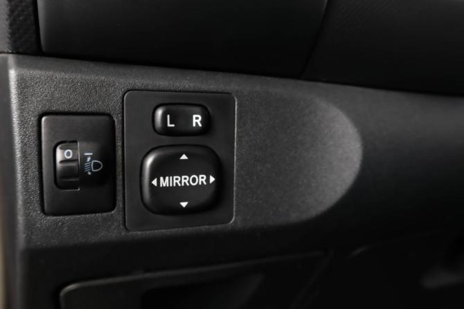 Toyota Yaris II с пробегом 2008 года, цена 519 000 рублей, 189000 км, хэтчбек, Автокод Объявления