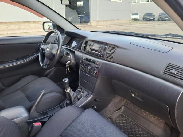 Toyota Corolla IX (E120 E130) Рестайлинг с пробегом 2005 года, цена 555 000 рублей, 237725 км, хэтчбек, Автокод Объявления