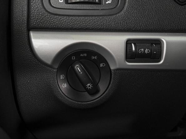 Skoda Yeti I Рестайлинг с пробегом 2013 года, цена 985 000 рублей, 134031 км, внедорожник, Автокод Объявления