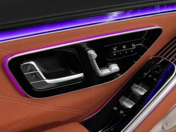 Mercedes-Benz Maybach S-Класс II (Z223) с пробегом 2025 года, цена 28 640 000 рублей, 1 км, седан, Автокод Объявления