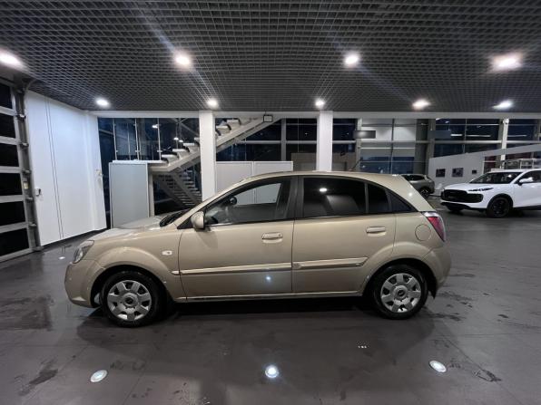 Kia Rio II Рестайлинг с пробегом 2010 года, цена 520 000 рублей, 157853 км, хэтчбек, Автокод Объявления