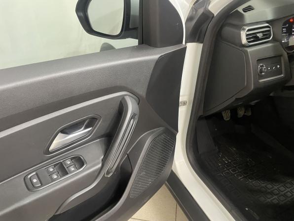 Renault Duster II с пробегом 2021 года, цена 1 990 000 рублей, 96623 км, внедорожник, Автокод Объявления