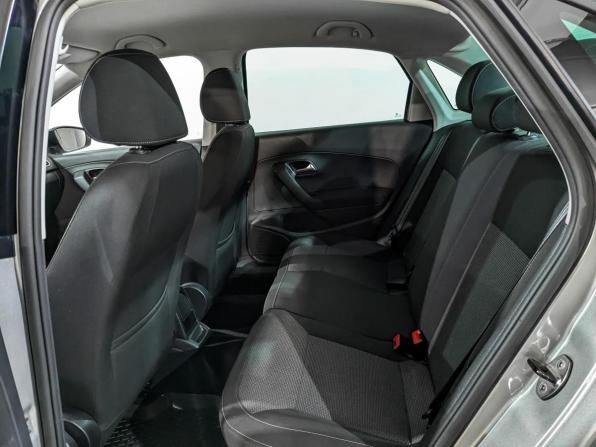 Volkswagen Polo V Рестайлинг с пробегом 2018 года, цена 1 340 000 рублей, 97515 км, седан, Автокод Объявления