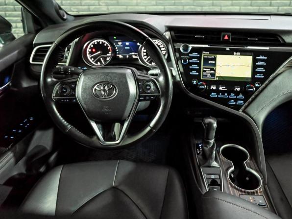 Toyota Camry VIII (XV70) Рестайлинг с пробегом 2021 года, цена 3 400 000 рублей, 143808 км, седан, Автокод Объявления