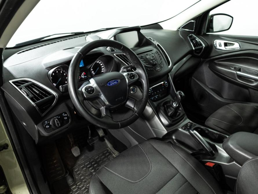 Ford Kuga II Санкт-Петербург  - изображение 12