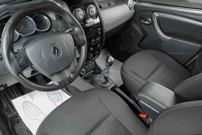 Renault Duster I Рестайлинг с пробегом 2018 года, цена 1 459 000 рублей, 105423 км, внедорожник, Автокод Объявления