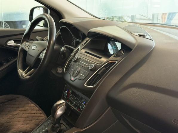 Ford Focus III Рестайлинг с пробегом 2016 года, цена 1 097 000 рублей, 142333 км, хэтчбек, Автокод Объявления