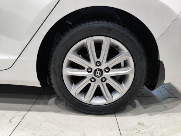 Hyundai Elantra V (MD) Рестайлинг с пробегом 2015 года, цена 1 399 000 рублей, 91943 км, седан, Автокод Объявления