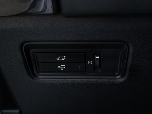 Land Rover Range Rover IV с пробегом 2013 года, цена 3 300 000 рублей, 253625 км, внедорожник, Автокод Объявления