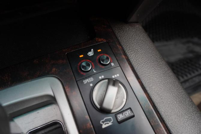 Toyota Land Cruiser 200 Series с пробегом 2010 года, цена 2 495 000 рублей, 323045 км, внедорожник, Автокод Объявления