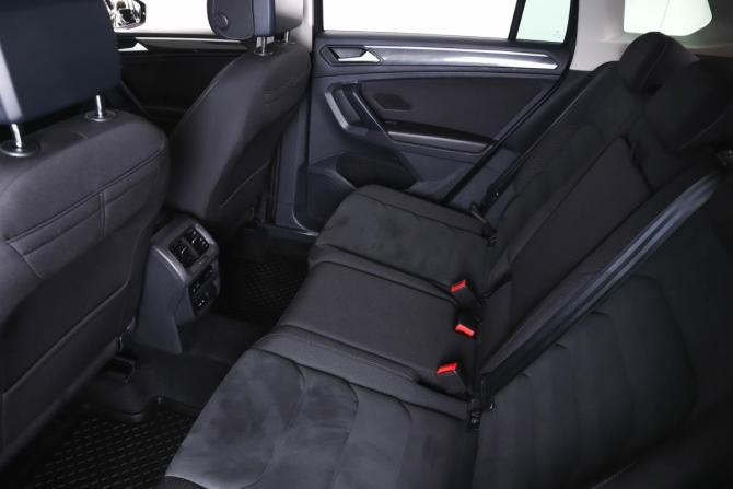 Volkswagen Tiguan II Рестайлинг с пробегом 2021 года, цена 3 349 000 рублей, 94000 км, внедорожник, Автокод Объявления