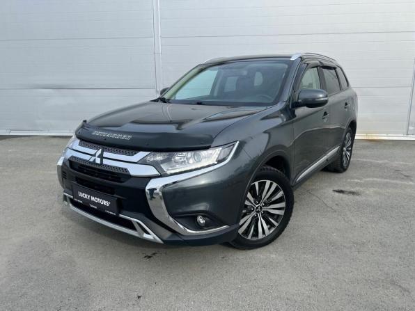 Mitsubishi Outlander III Рестайлинг 3 с пробегом 2019 года, цена 2 397 000 рублей, 70757 км, внедорожник, Автокод Объявления
