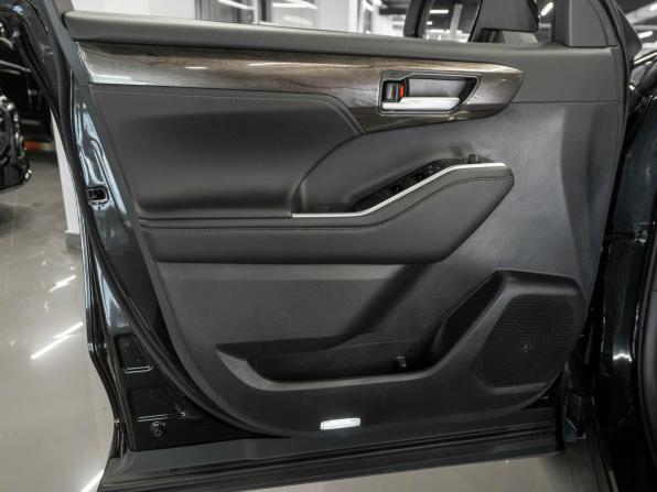 Toyota Highlander IV (XU70) с пробегом 2026 года, цена 5 249 000 рублей, 11 км, внедорожник, Автокод Объявления