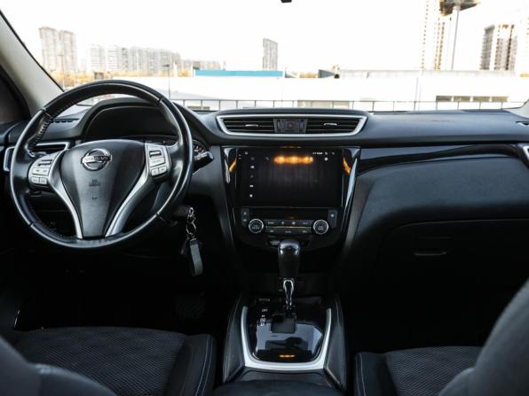 Nissan Qashqai II с пробегом 2015 года, цена 1 097 000 рублей, 157291 км, внедорожник, Автокод Объявления