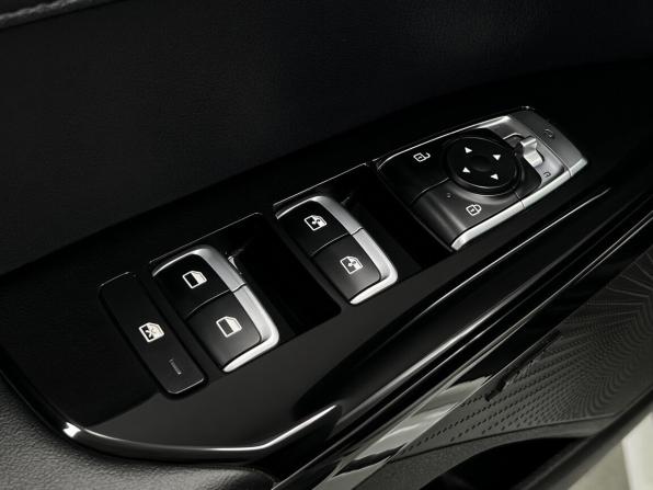 Kia K5 III с пробегом 2020 года, цена 2 650 000 рублей, 65781 км, седан, Автокод Объявления