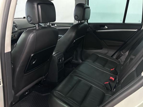Volkswagen Tiguan I Рестайлинг с пробегом 2012 года, цена 1 330 000 рублей, 179820 км, внедорожник, Автокод Объявления