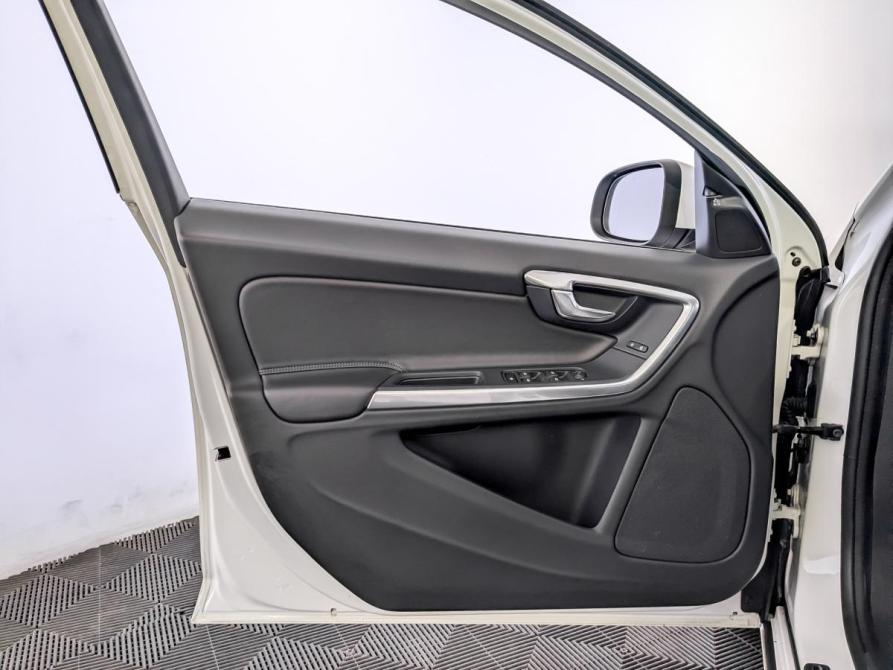 Volvo S60 II Рестайлинг Москва  - изображение 19