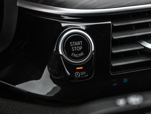 BMW 5 серии VII (G30/G31/G38) с пробегом 2018 года, цена 4 349 000 рублей, 137366 км, седан, Автокод Объявления