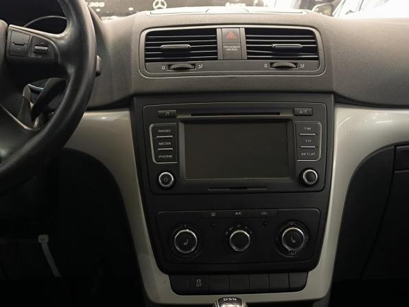 Skoda Yeti I с пробегом 2013 года, цена 630 000 рублей, 305585 км, внедорожник, Автокод Объявления