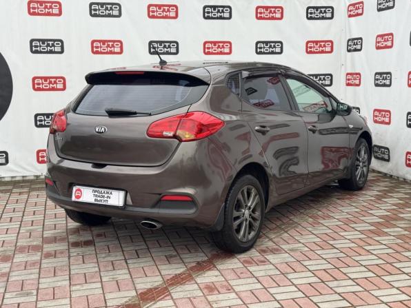 Kia Ceed II с пробегом 2012 года, цена 664 990 рублей, 178000 км, хэтчбек, Автокод Объявления