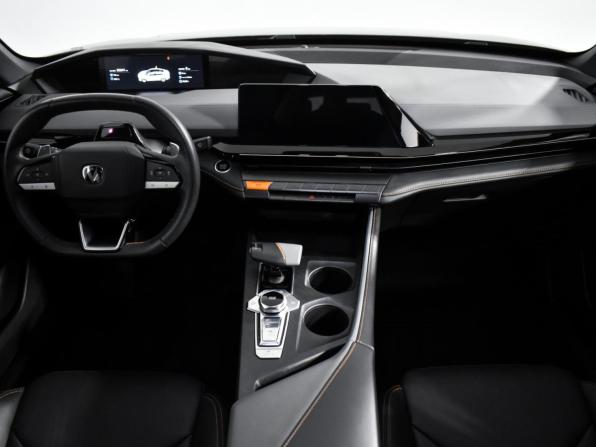 Changan UNI-V I с пробегом 2023 года, цена 2 015 790 рублей, 35315 км, лифтбек, Автокод Объявления