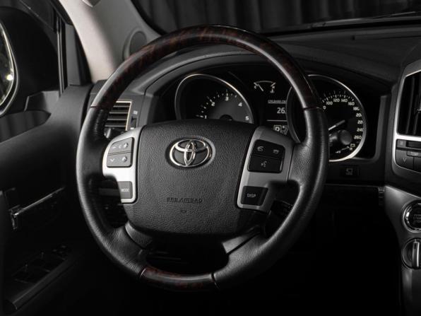 Toyota Land Cruiser 200 Series Рестайлинг 1 с пробегом 2013 года, цена 3 949 000 рублей, 193941 км, внедорожник, Автокод Объявления