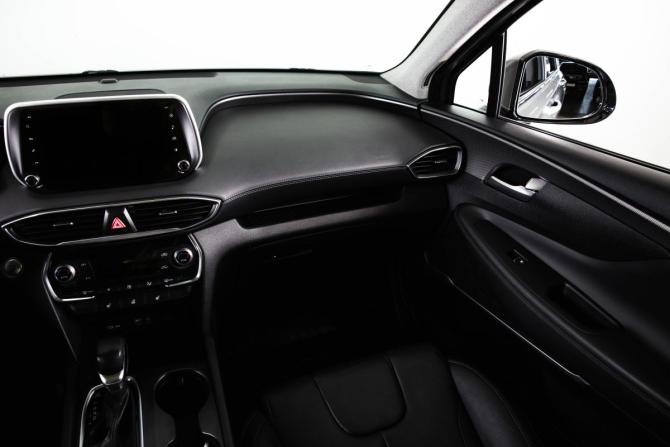 Hyundai Santa Fe IV с пробегом 2019 года, цена 2 799 000 рублей, 160235 км, внедорожник, Автокод Объявления