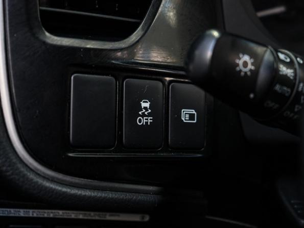 Mitsubishi Outlander III Рестайлинг 3 с пробегом 2018 года, цена 2 200 000 рублей, 156192 км, внедорожник, Автокод Объявления