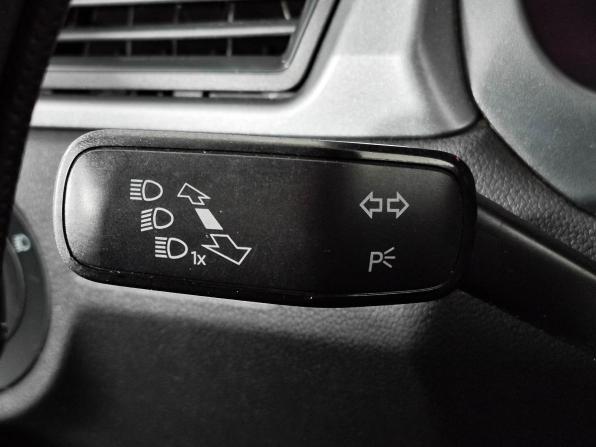 Skoda Rapid I Рестайлинг с пробегом 2018 года, цена 1 069 000 рублей, 219000 км, лифтбек, Автокод Объявления