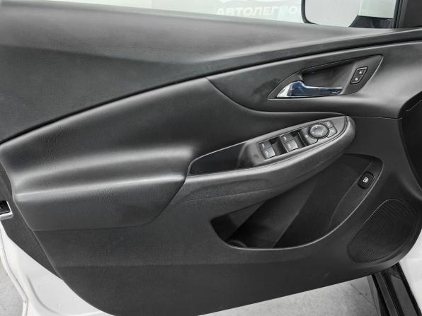 Chevrolet Volt II с пробегом 2016 года, цена 1 850 000 рублей, 129500 км, хэтчбек, Автокод Объявления