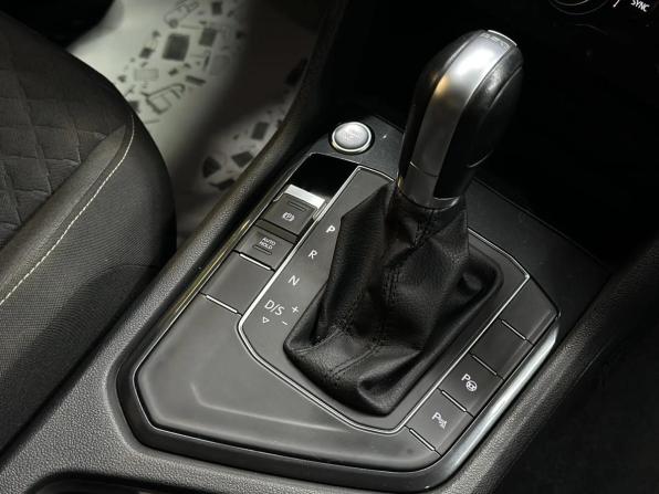 Volkswagen Tiguan II с пробегом 2018 года, цена 2 047 000 рублей, 123383 км, внедорожник, Автокод Объявления